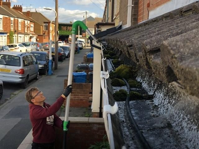 gutter-cleaning-3